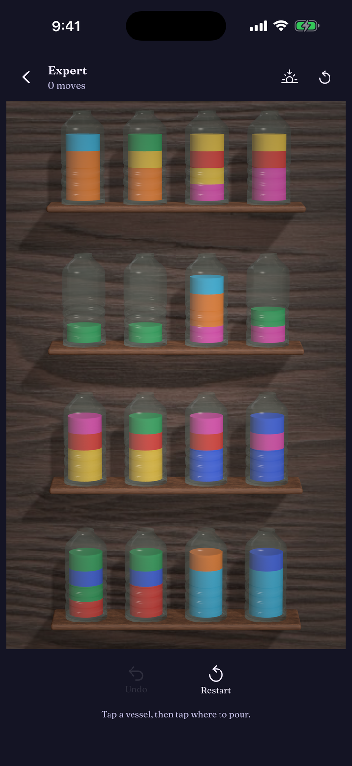 A denser Expert board of colourful vessels